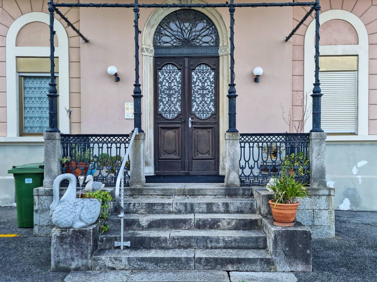 Ganze Wohnung, Villa Egeria in Brissago, Tessiner Alpen