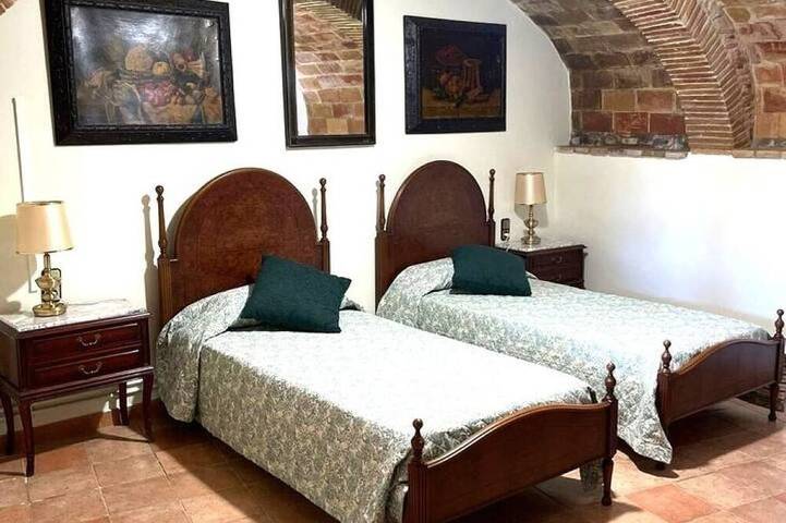 Gîte pour 8 personnes, animaux acceptés à Siurana - 2