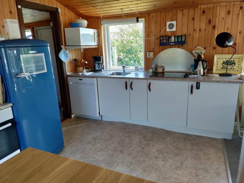 Gemütliches Ferienhaus mit traumhaftem Meerblick am Følle Strand in Følle Strand, Süddjursland