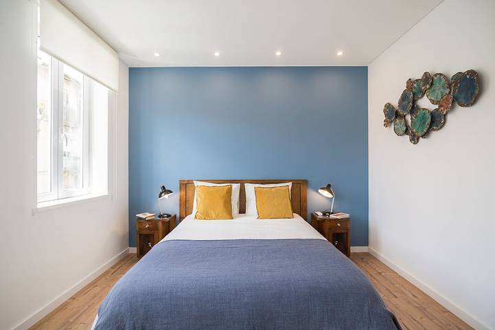 Entire apartment, Nice view of Lisbon / Tagus - Enjoy a sunny terrace. Free WIFI! in São João (Lisbon), Penha de França