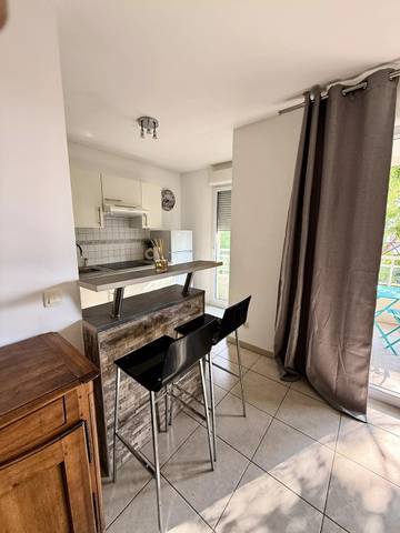 Appartement De Vacances pour 2 Personnes dans Cannes La Bocca, Cannes, Photo 4