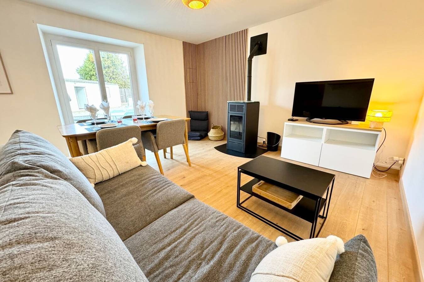 Maison entièrement rénovée - À 2 pas des plages in Lomener, Ploemeur