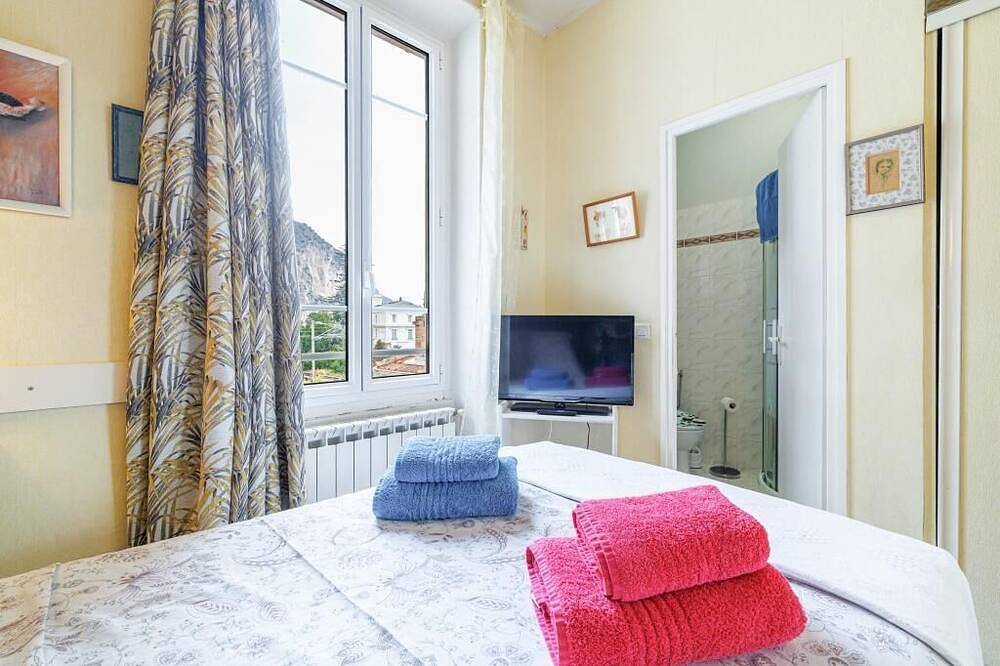 Entire apartment, La Terrase de Bracco in Beaulieu-sur-Mer, Nice region