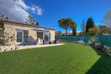 Villa pour 5 personnes, avec terrasse et jardin à La Colle-sur-Loup