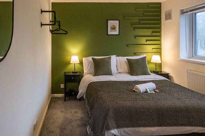 Cozy and Stylish stays at Maiden Lane in Crawley, Sussex de l'Ouest