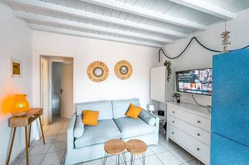 Location de vacances pour 4 personnes, avec jardin dans Kalafatis