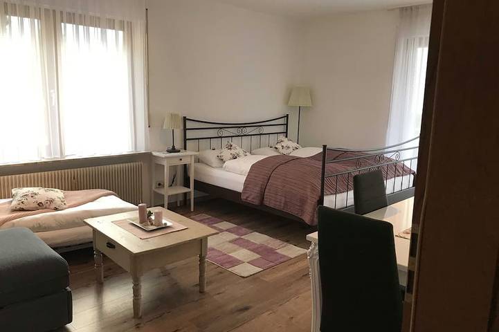Ferienwohnung für 4 Personen, mit Balkon in Kenzingen - 2