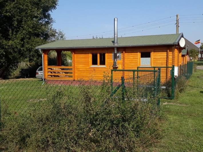 Bungalow für 4 Personen, mit Terrasse und Garten sowie Sauna