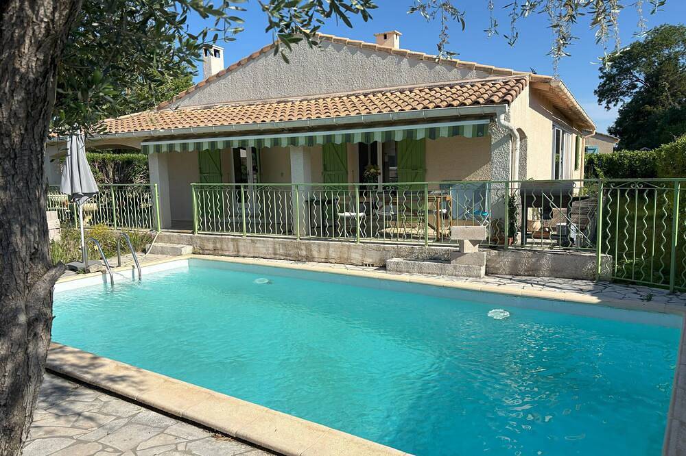 Quiet villa with pool close to the sea in Marsillargues, Côte d'Améthyste
