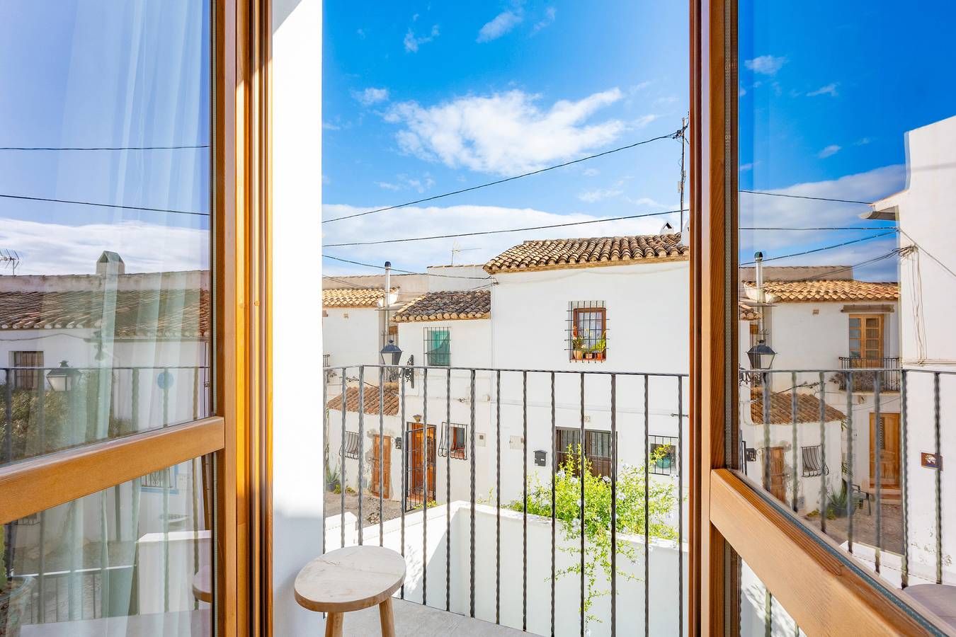 Habitación 'Altea 04' con piscina compartida, Wi-Fi y aire acondicionado. in Altea pueblo, Altea