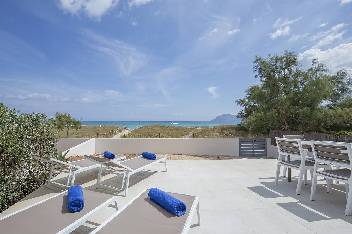 Villa für 4 Personen mit Balkon in Playa Son Serra de Marina, Santa Margalida