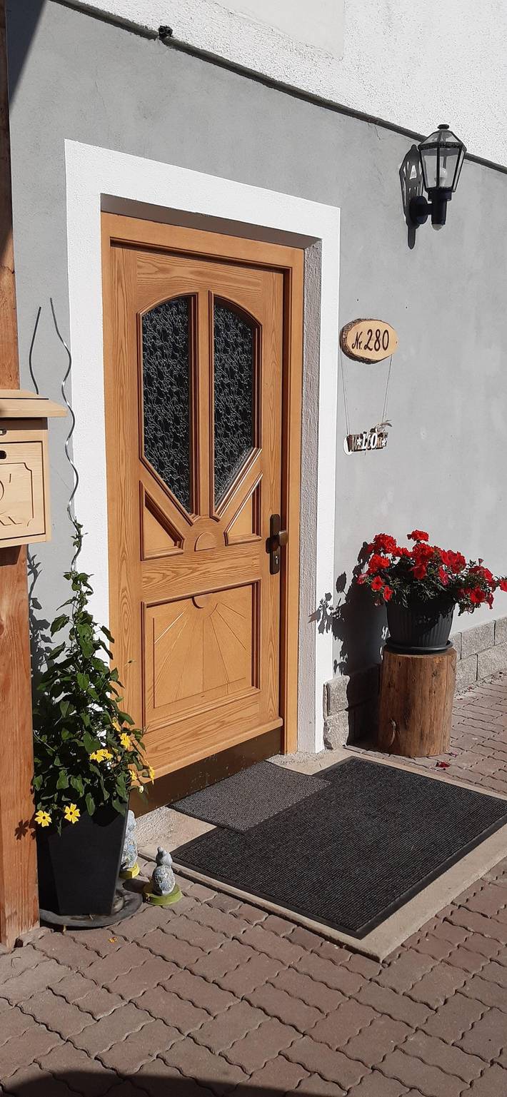 Gîte pour 5 personnes, avec vue ainsi que balcon et piscine, adapté aux familles dans Niederau - 3