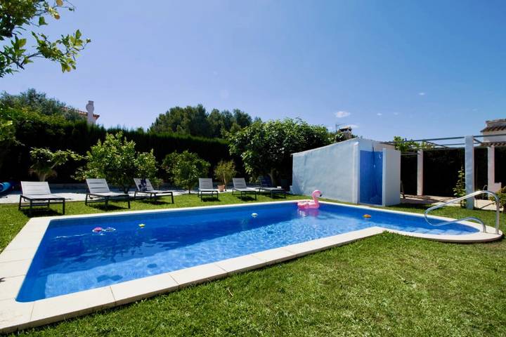 Location de vacances pour 6 personnes, avec terrasse et jardin à Els Poblets - 3