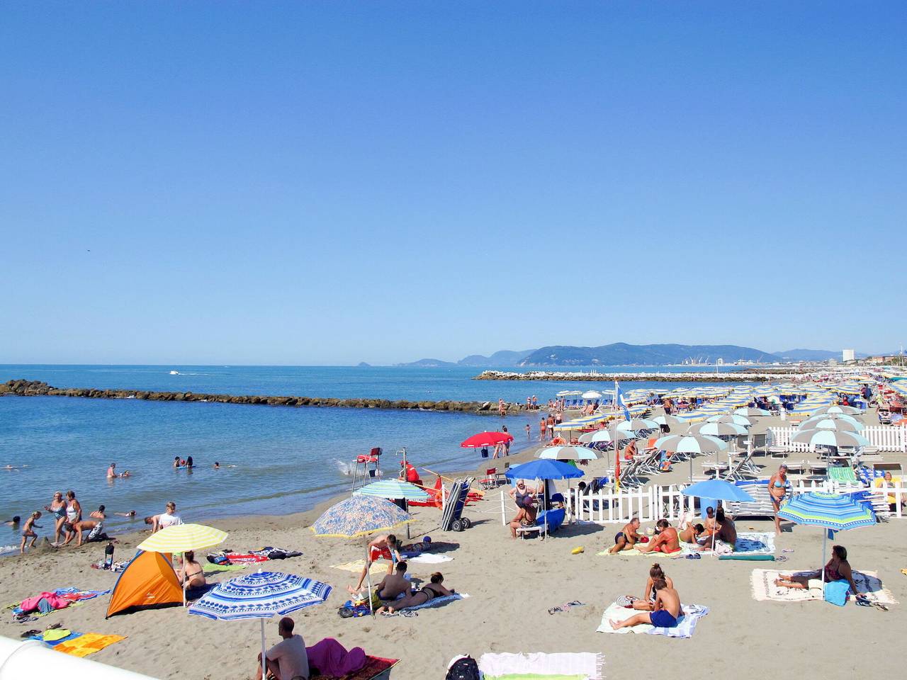 Apartamento entero, Marina di Massa 651 - Appartamento Fabio 651.2 in Marina di Massa, Massa (desambiguación)