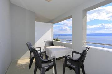 Ferienwohnung für 4 Personen, mit Balkon/Terrasse in Omis