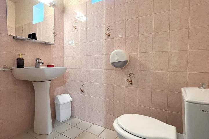 Chambre d’hôte pour 4 personnes, avec Jardin à Caurel - 4