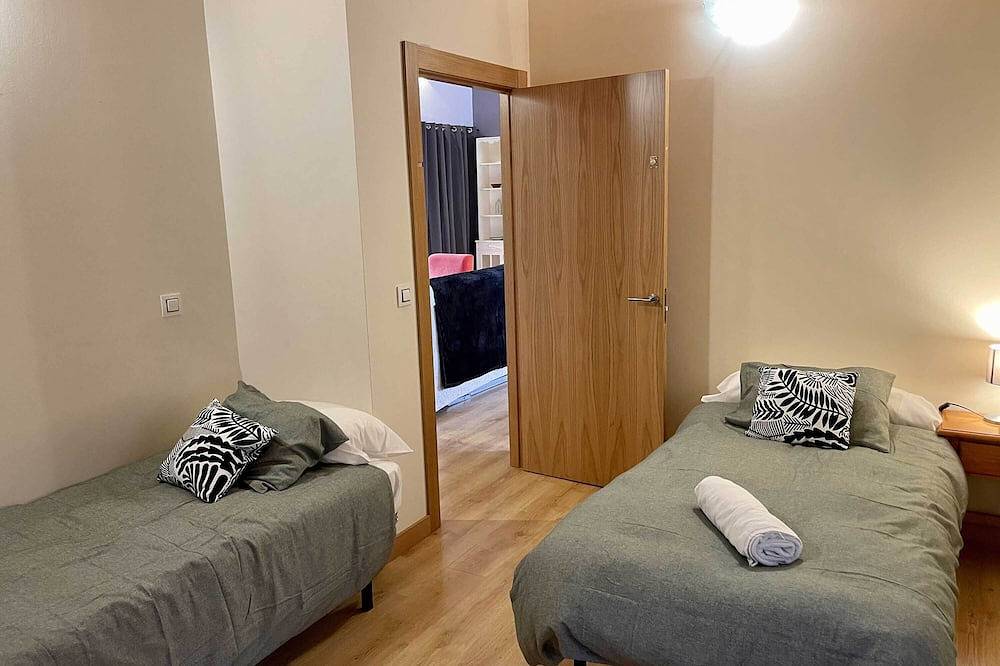 La Casa del Baile es Casa Encantadora de Estilo Moderno y Amplios Espacios in Madarcos, Madrid Province