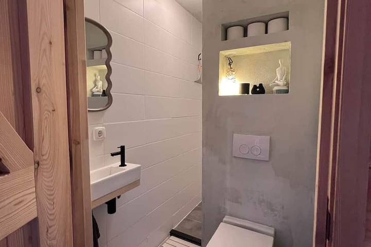 De Tuinkamer Groningen | ontbijt, gratis parkeren & eigen entree in Groninga, Región de Groningen
