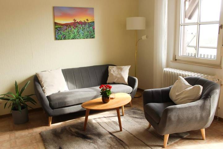 Ferienwohnung für 2 Personen, mit Balkon und Terrasse sowie Ausblick in Lieser - 2