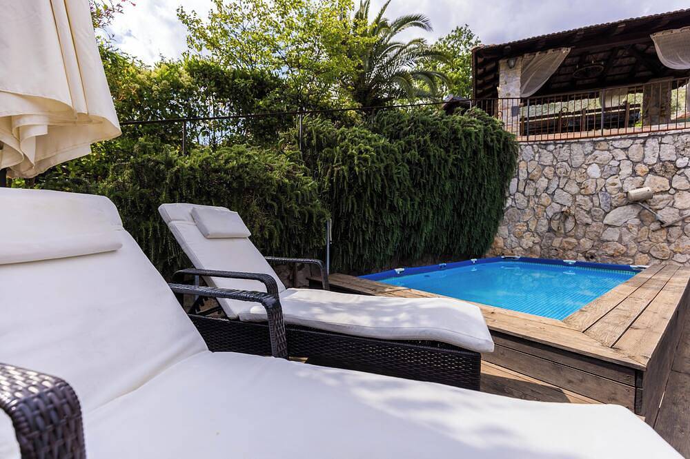 Positano Villa with View - Large Garden and Private Pool - 3 bedrooms 2 bathrooms in Formia, Latina Provinz