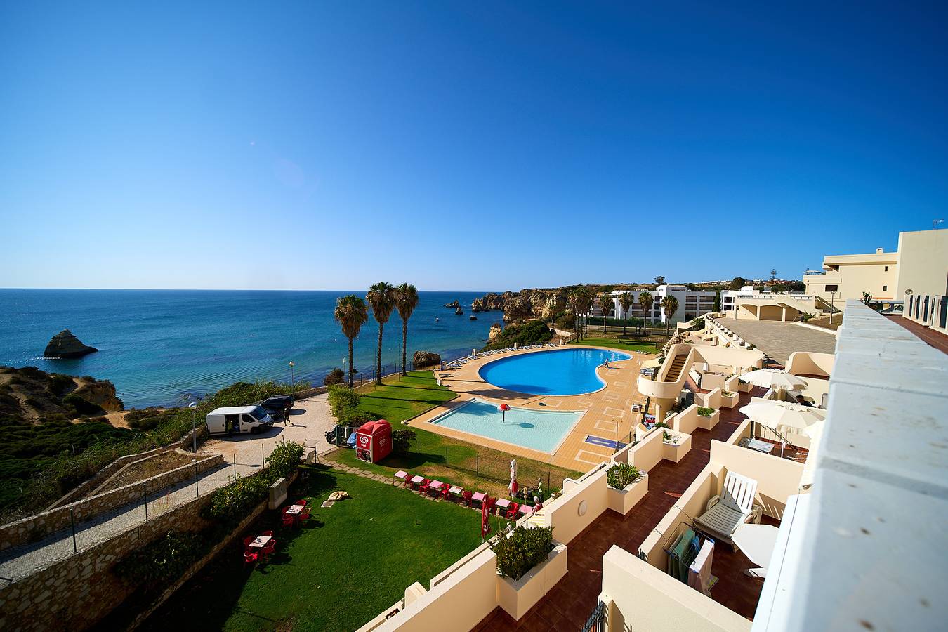 Entire apartment, Casa Oystra, Iberlagos Resort, sea view terrace in Santa Maria, Lagos