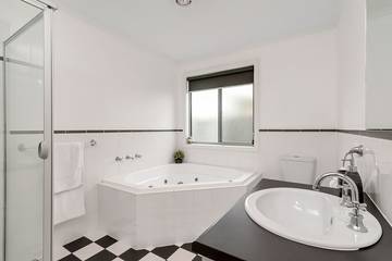 Holiday Home for 12 People in Port Elliot, South Australia, Photo 2