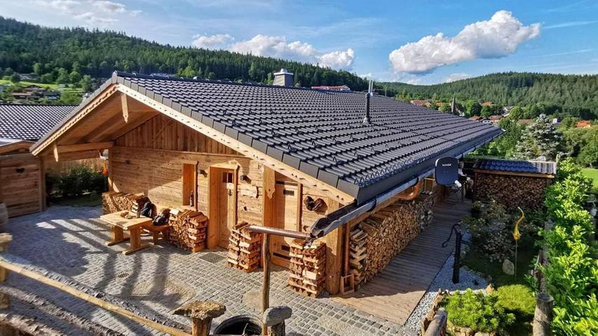 Ferienhaus für 2 Personen, mit Terrasse und Whirlpool sowie Sauna
