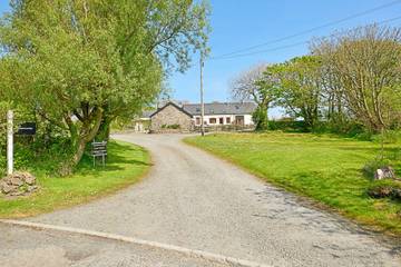 Villa for 6 People in Devon, England, Photo 2