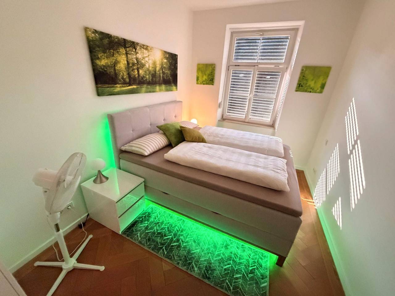 Entire holiday apartment, Gästezimmer Gärtnerplatz - Gästezimmer in Munich Isarvorstadt, Munich