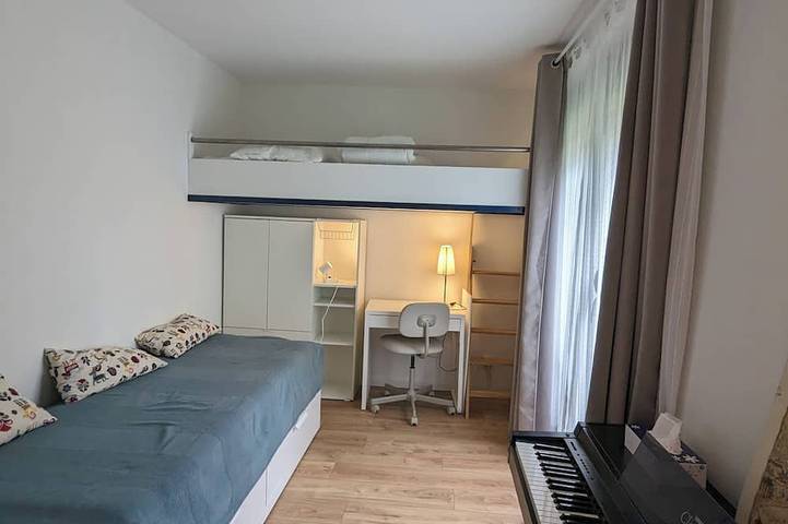 Gîte pour 4 personnes, avec balcon et piscine dans Port Ripaille - 3