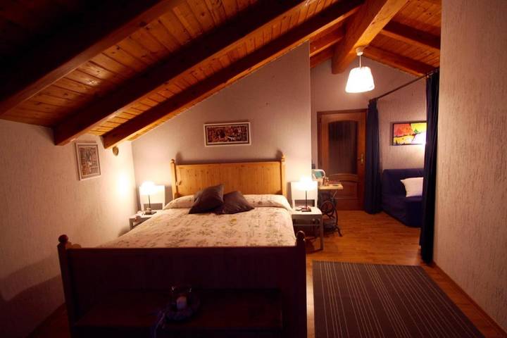 B&b voor 7 personen, with terras and tuin as well as uitzicht in Comune di Châtillon