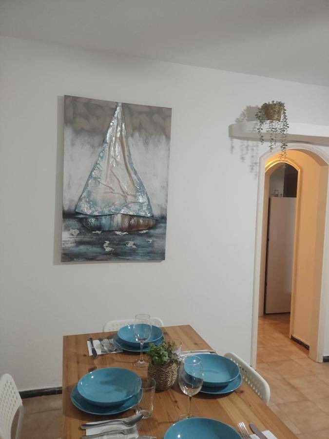 Gîte pour 4 personnes, avec balcon et vue à La Santa - 4