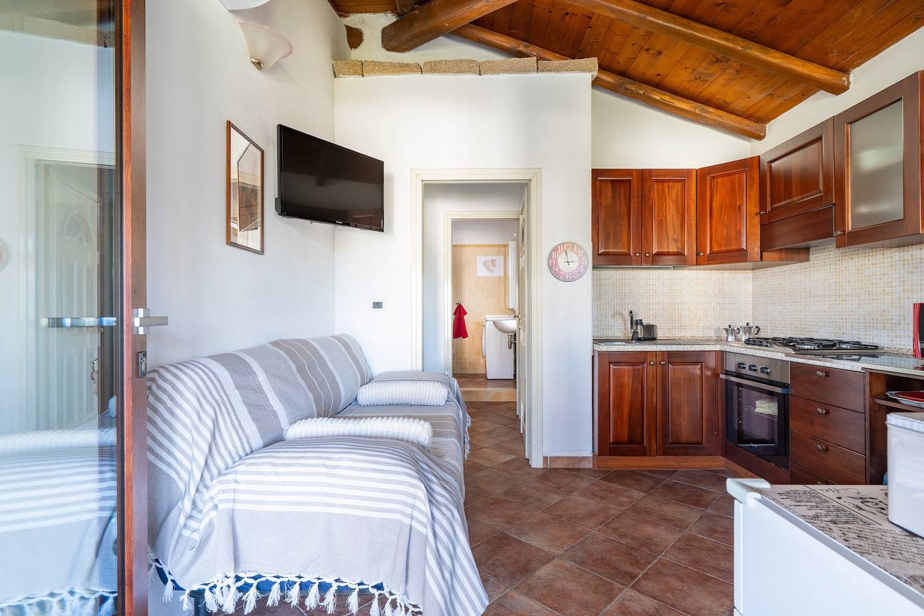 Casa vacanze 'Loredana' con vista mare, Wi-Fi e aria condizionata in Torre di Bari, Provincia di Ogliastra