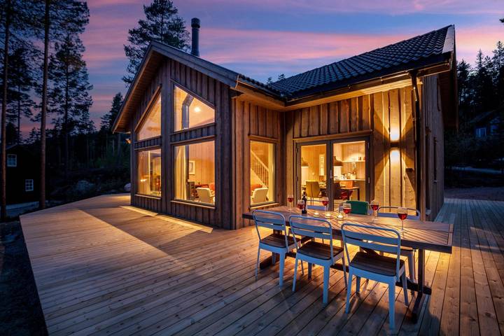 Villa für 8 Personen, mit Terrasse und Garten in Ost-Norwegen
