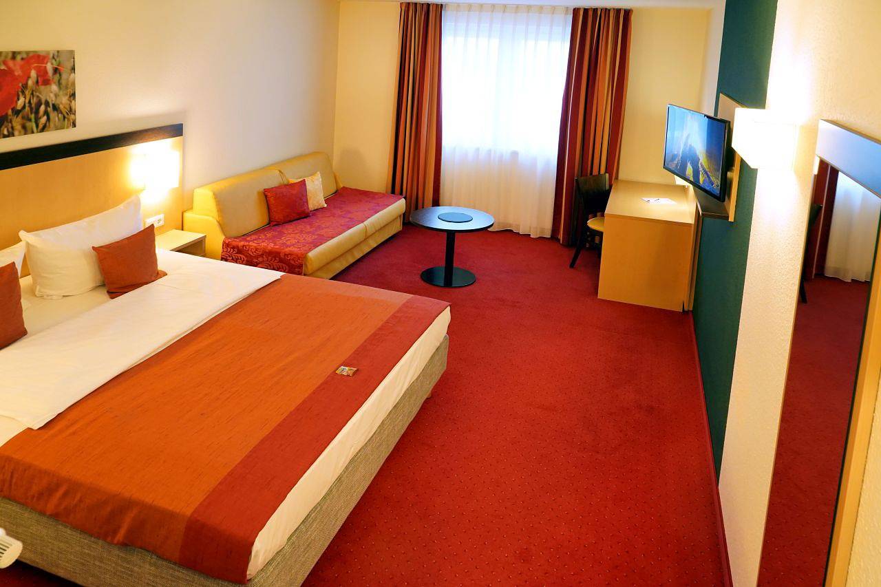 Montana Hotel - Standard Einzelzimmer in Ellwangen, Schwäbische Ostalb