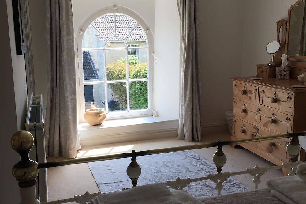 Eine charmante, denkmalgeschützte ehemalige Kapelle in versteckter, friedlicher Lage in Bradford on Avon, Wiltshire