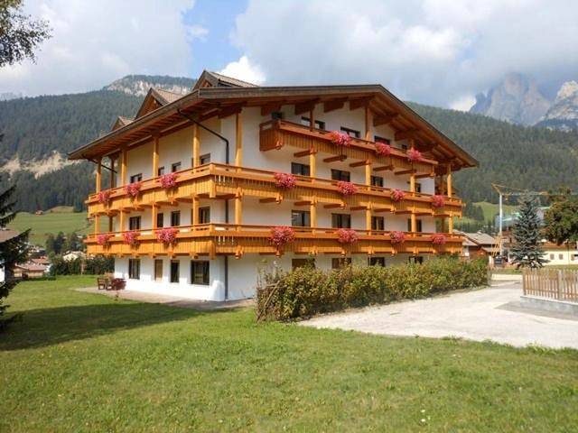 Residence Dolomia in Pozza di Fassa, San Giovanni di Fassa