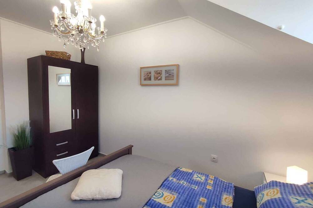 Appartement entier, Appartement de vacances avec climatisation et un beau panorama in Fonyód, Rive sud du lac Balaton