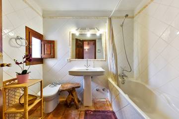 Villa in San Rafael (Ibiza), Sant Antoni de Portmany für 8 