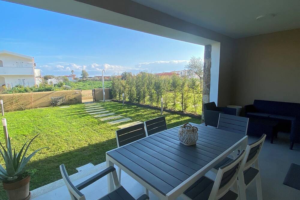 Ganze Wohnung, Budoni A Few Steps From The Sea New And Beautiful Apartment in Budoni, Olbia-Tempio