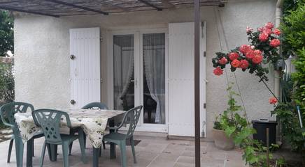 Gîte pour 2 personnes, avec jardin, animaux acceptés dans Drôme provençale