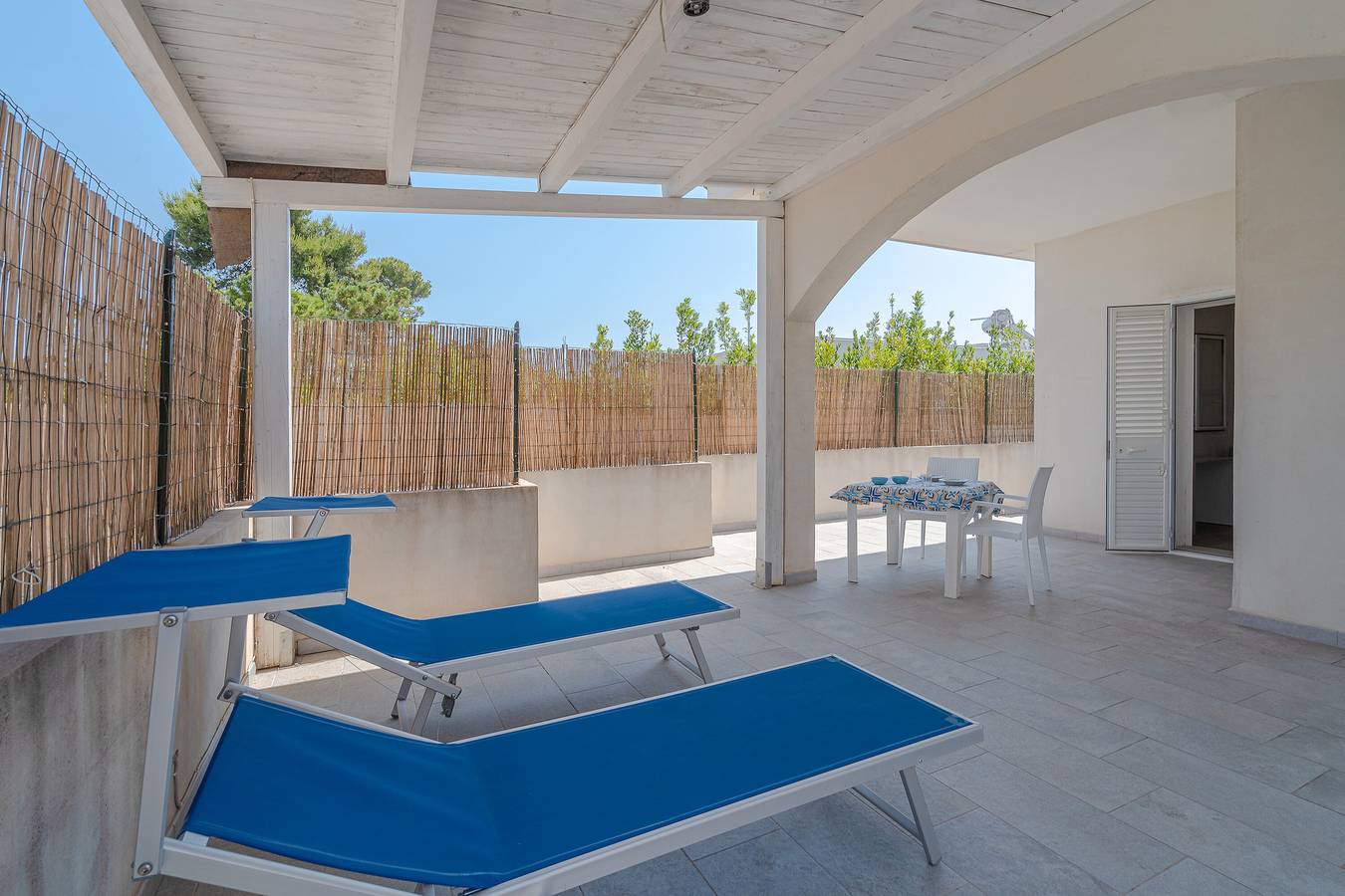 Habitación 'Faraglione 3' con terraza privada, Wi-Fi y aire acondicionado in Spiaggia di Eloro, Lido di Noto