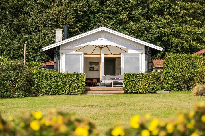 Meerblick an der Helnæs-Bucht mit Hot Tub in Haarby, Kleiner Belt