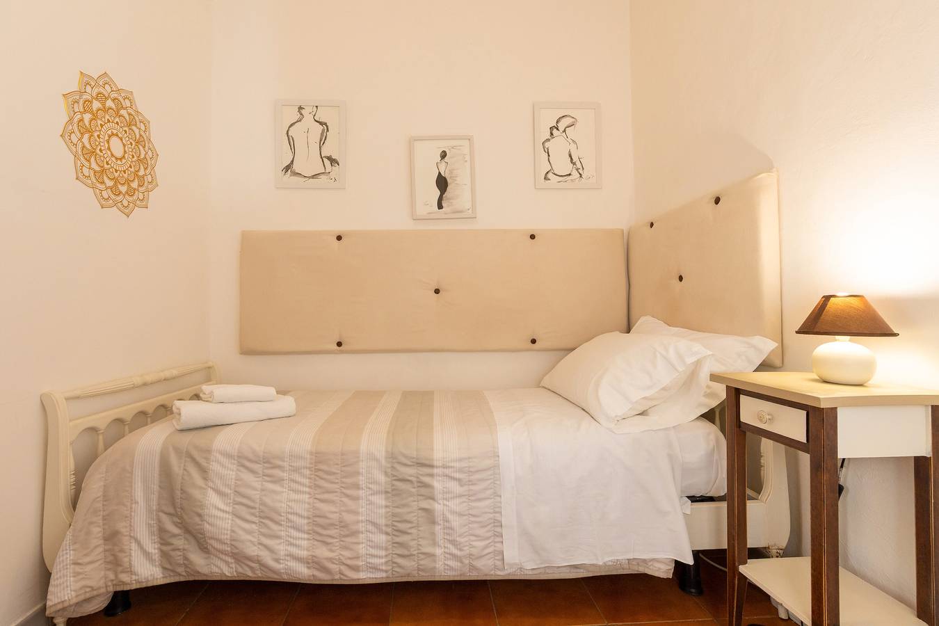 Habitación 'Piccolo Paradiso - Camera 3' con terraza compartida, jardín compartido y Wi-Fi in Livorno, Costa Etrusca