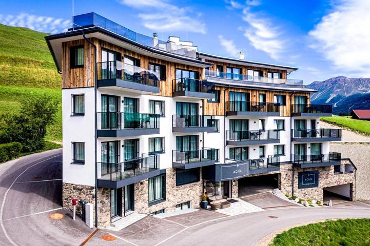 Vakantiewoning voor 4 personen, with Balkon and Terras as well as Sauna and Uitzicht in Serfaus