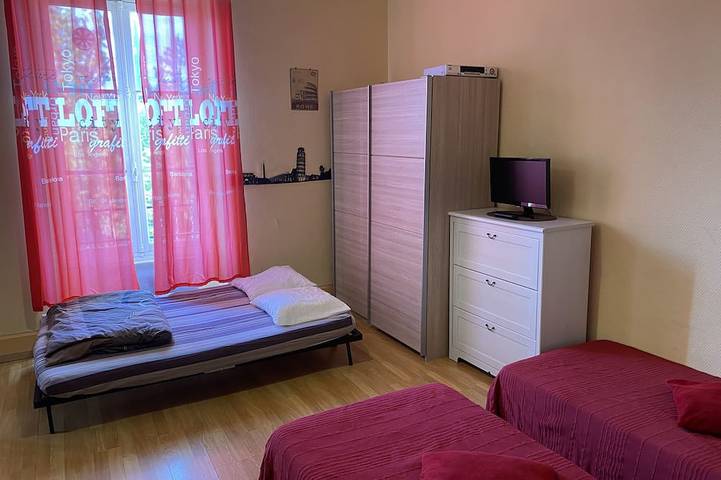 Gîte pour 4 personnes, avec jardin à Vittel - 2