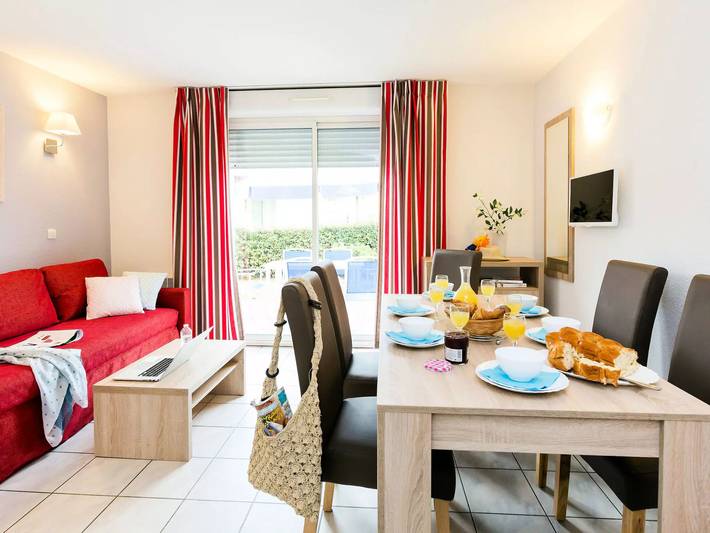 Location de vacances pour 6 personnes, avec terrasse et piscine à Salavas - 3