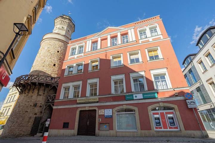 Ganze Wohnung, Spacious 50m² Apartment by Market Square for 6 with Air Conditioning in Jelenia Góra, Sudeten (Polen)