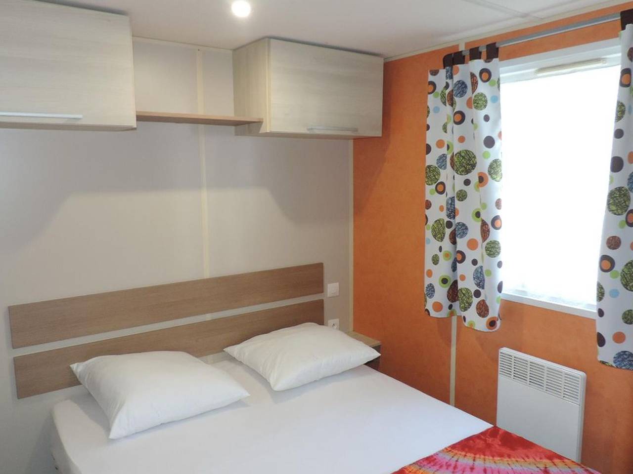 Mobilheim mit Terrasse für 4 Personen in Illiers-Combray, Chartres und Umgebung