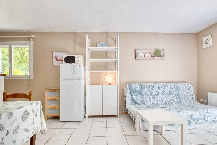 Location de vacances pour 6 personnes, avec bassin pour enfant et jardin, animaux acceptés à Salignac-Eyvigues - 3